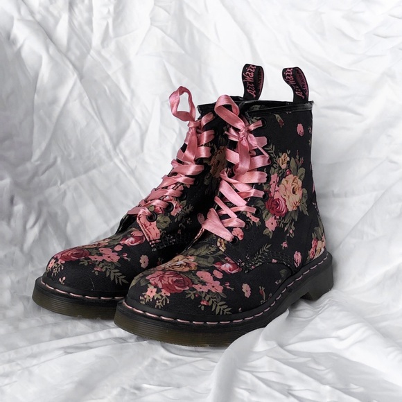 SOLD New Condition Doc Martens Floral - Picture 2 of 5